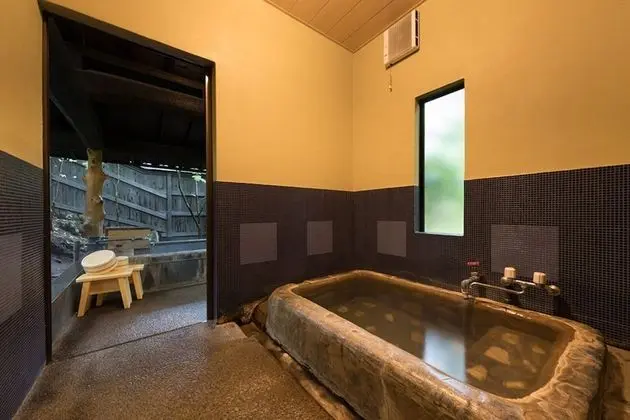 Traditional Kır Evi (Japanese Style with Open-Air Bath)