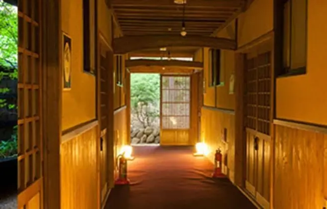 Traditional Oda (Japanese Style with Shared Bathroom)