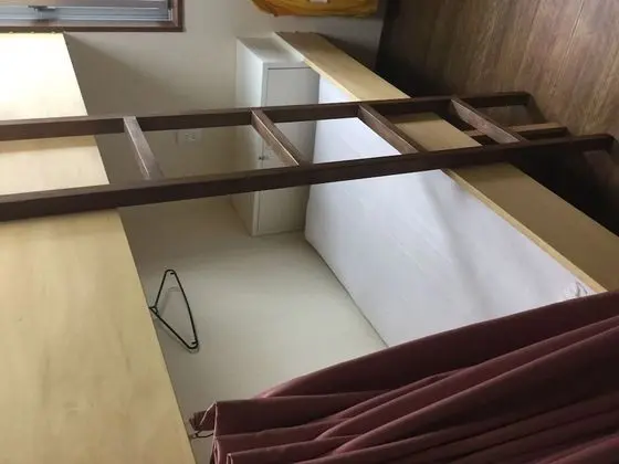 Ortak Ranzalı Oda, Sadece erkekler için (for 4 people)
