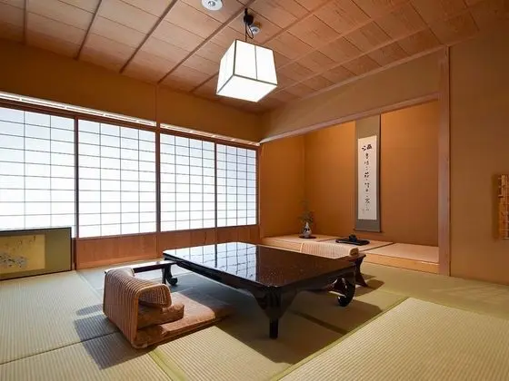 Junior Süit (Japanese-style)