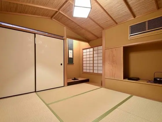 Junior Süit (Japanese-style)