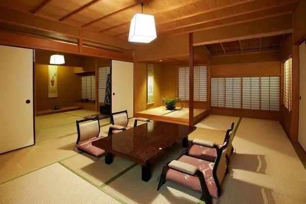 Traditional Oda (Semi Suite Japanese Style)