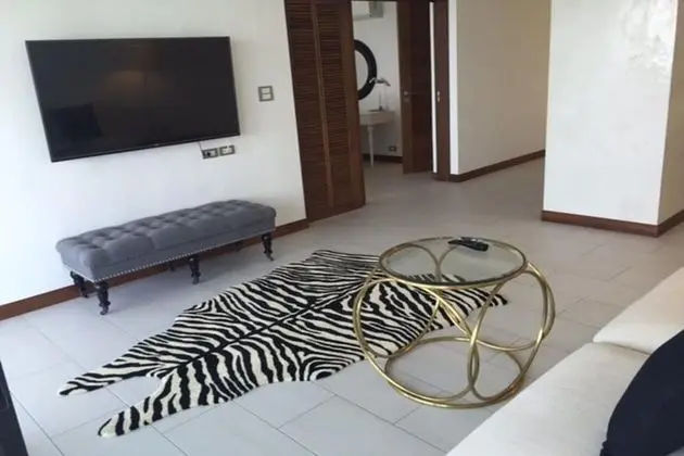 1 Bedroom Suite