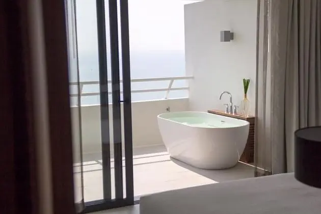 1 Bedroom Suite