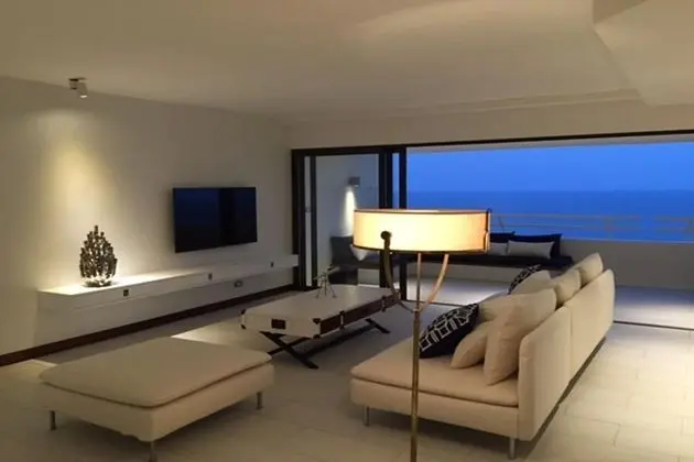 2 Bedrooms Suite