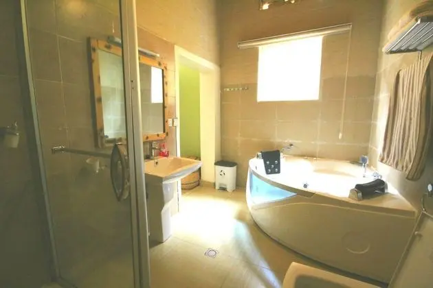 Deluxe Tek Büyük Yataklı Oda, Jakuzi