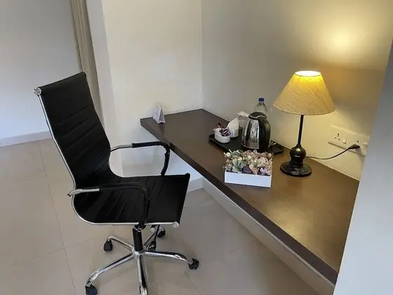 Deluxe Oda, 1 En Büyük (King) Boy Yatak