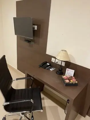 Deluxe Oda, 1 En Büyük (King) Boy Yatak