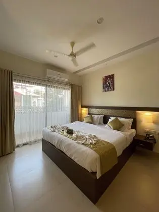 Deluxe Oda, 1 En Büyük (King) Boy Yatak