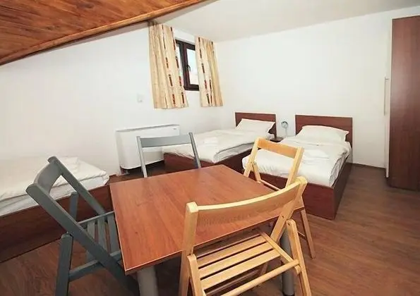 Standard Üç Kişilik Oda