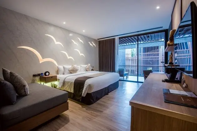 Duplex Jacuzzi Suite