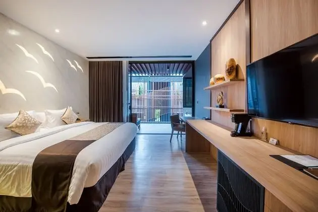 Duplex Jacuzzi Suite