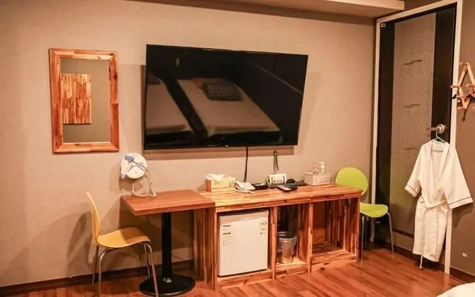 Oda (Double (for 2 guests must check in by)