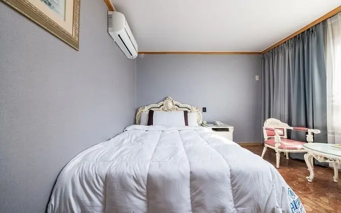 Oda (Standard room (Netflix YouTube availa)