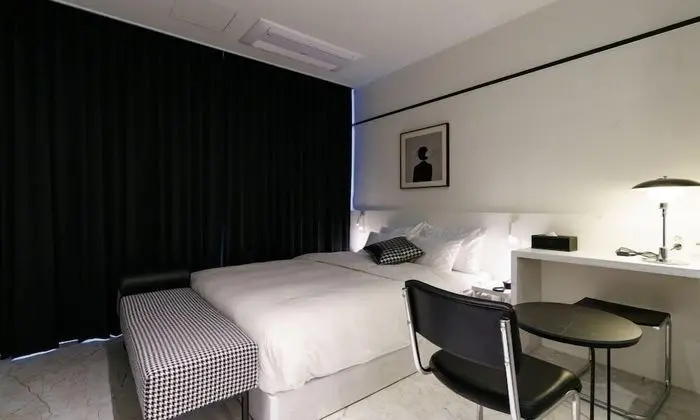 Oda, Küvet (More Pretty Room)
