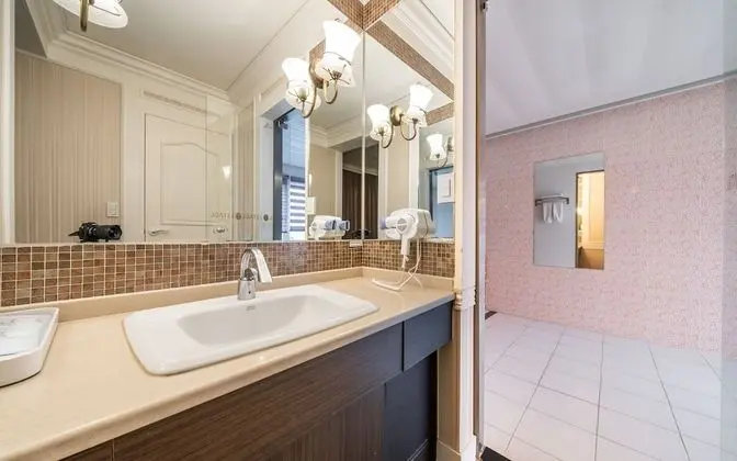 Oda (VIP (Room assignment upon arrival in )