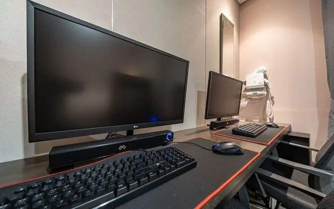 Oda (Couple PCs (high-end installation of )