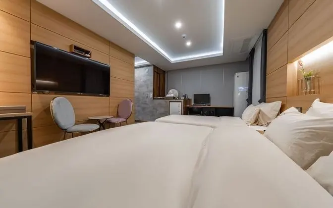 Oda (Deluxe room (double+single high-end b)