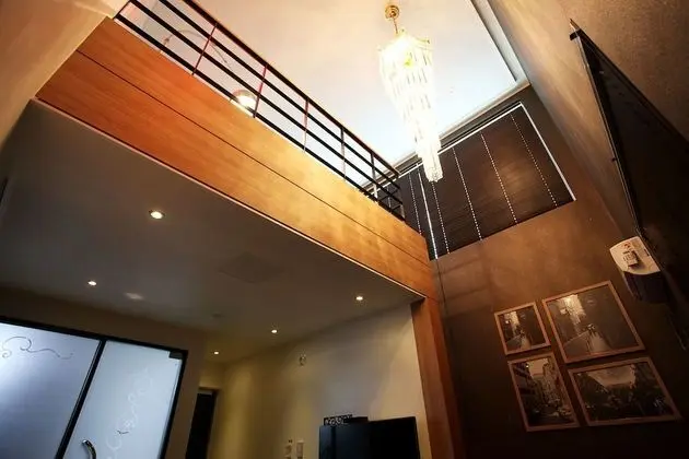 Oda (VIP Duplex (Wine 1 bottle free event))