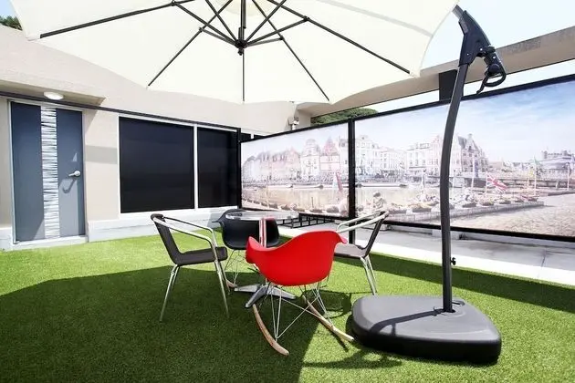 Oda (VIP Duplex (Wine 1 bottle free event))