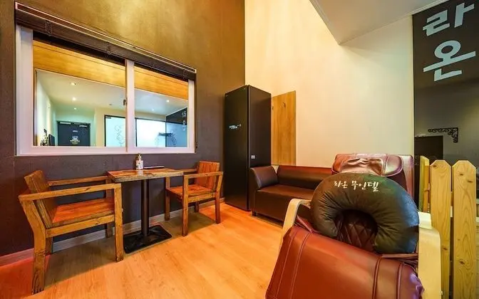 Oda (VIP Duplex (Wine 1 bottle free event))