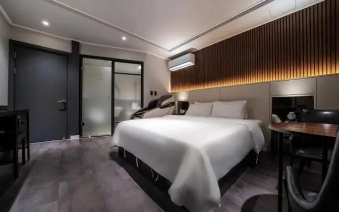 Oda (Infinity room (private room massage c)