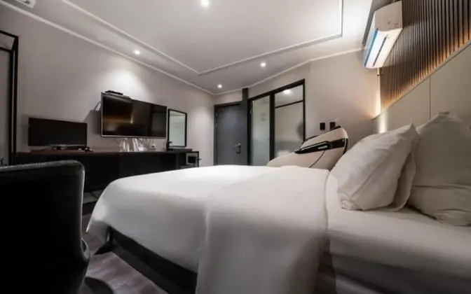 Oda (Infinity room (private room massage c)