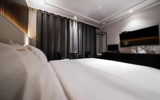 Oda (Infinity room (private room massage c)