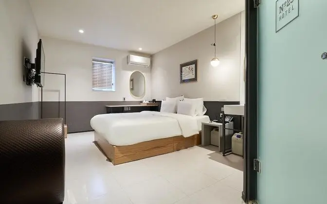 Oda (Deluxe Love Chair Room)