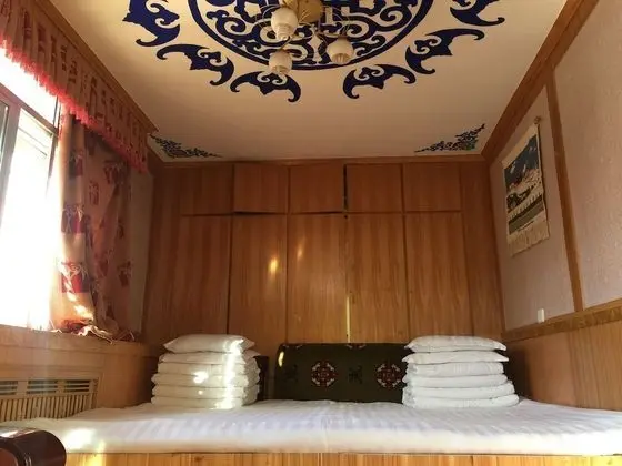 Üç Kişilik Oda (“Kang” Bed)
