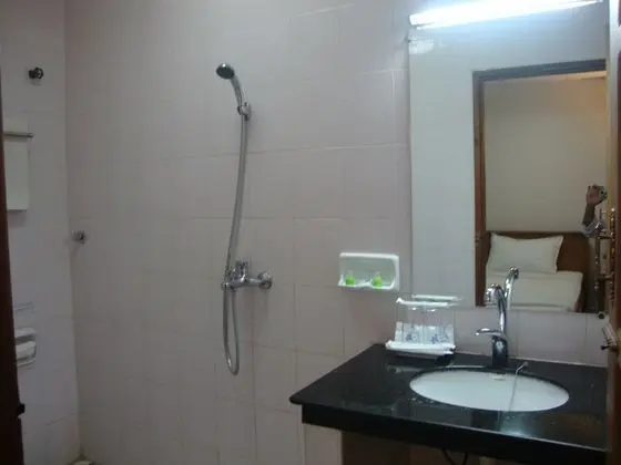 Superior Tek Büyük veya İki Ayrı Yataklı Oda