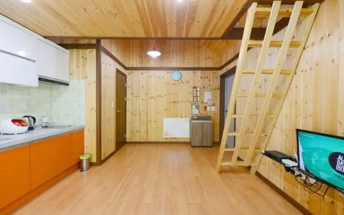 Oda (Empty (duplex))