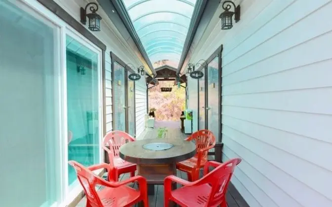 Oda (Empty (duplex))