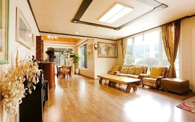 Oda (Separate house)