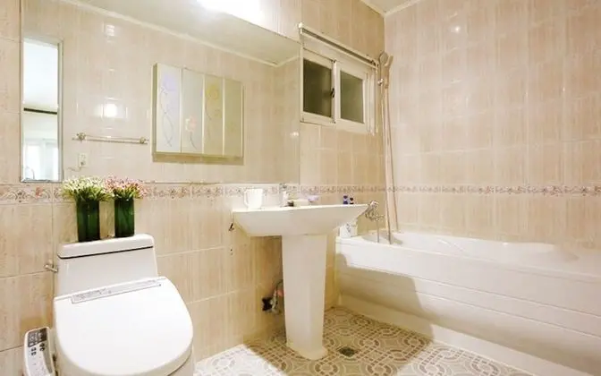 Oda (Separate house)