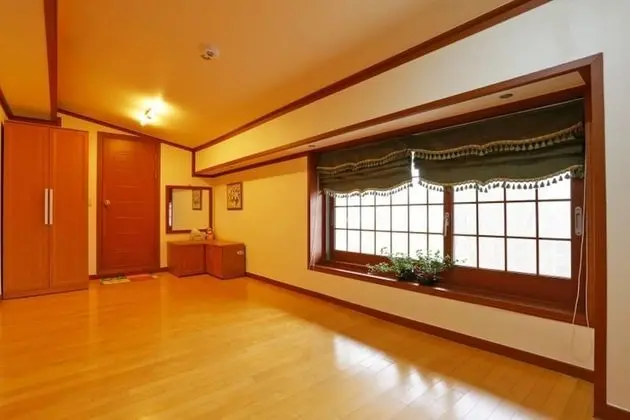 Oda (Duplex Independent Annex)