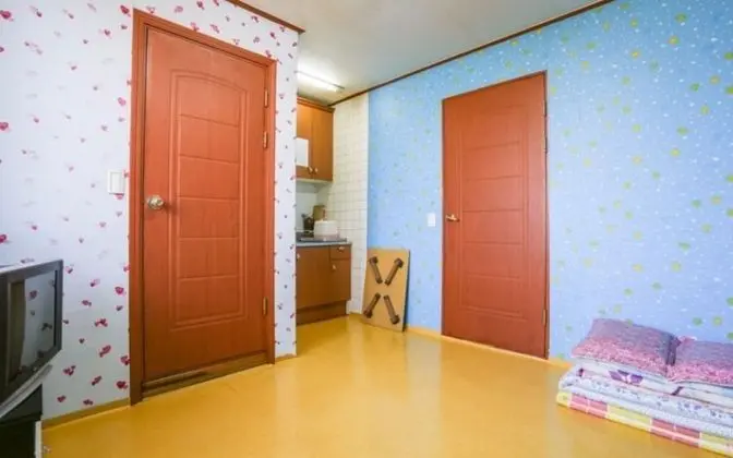 Oda (No 4 (Hyangchon Double Room))
