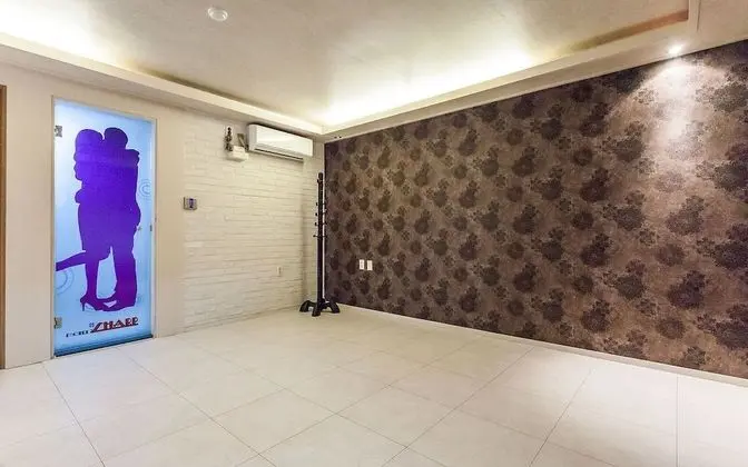 Oda (Special Room)