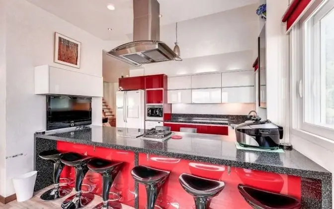 Oda (Sunny Forest (Unshared House Duplex))