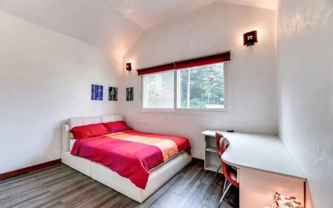 Oda (Sunny Forest (Unshared House Duplex))