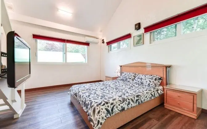 Oda (Sunny Forest (Unshared House Duplex))