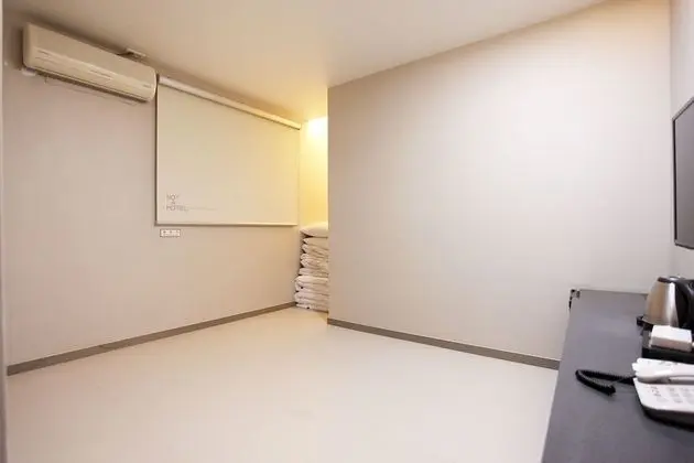 Oda (Korean-style Ondol Room)