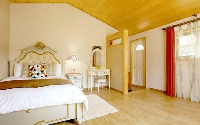 Oda (Golden-flower Lily)