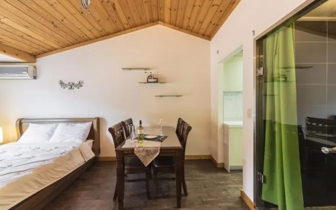 Oda (Crystal Deluxe)