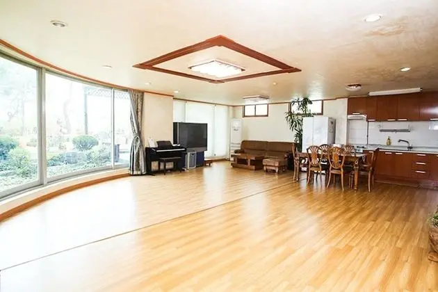 Oda (Evergreen Pine (165m))