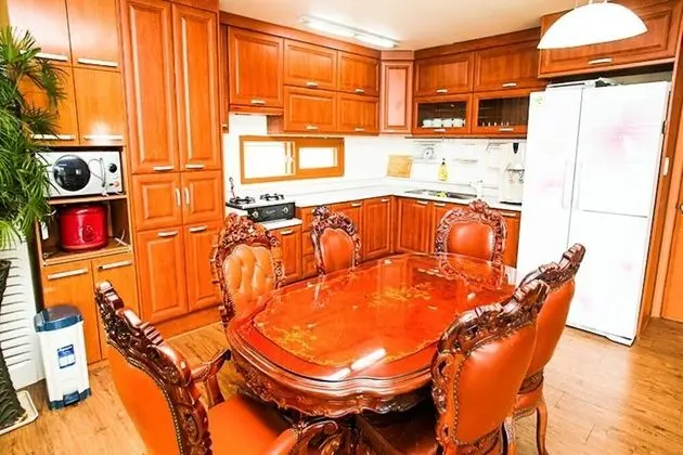 Oda (Japanese Umbrella Pine (165m))