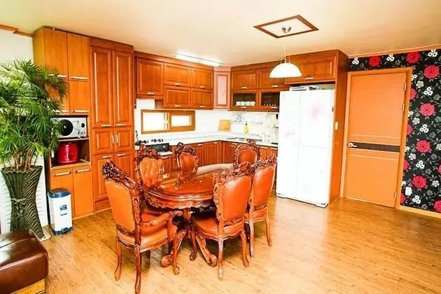 Oda (Japanese Umbrella Pine (165m))