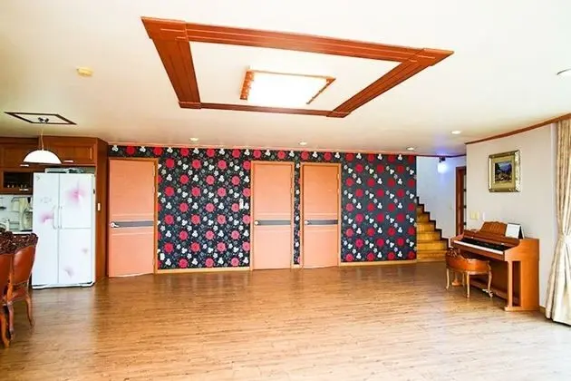 Oda (Japanese Umbrella Pine (165m))