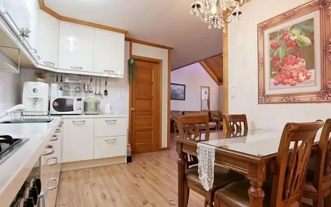 Oda (Grand Room (Unshared House Duplex))