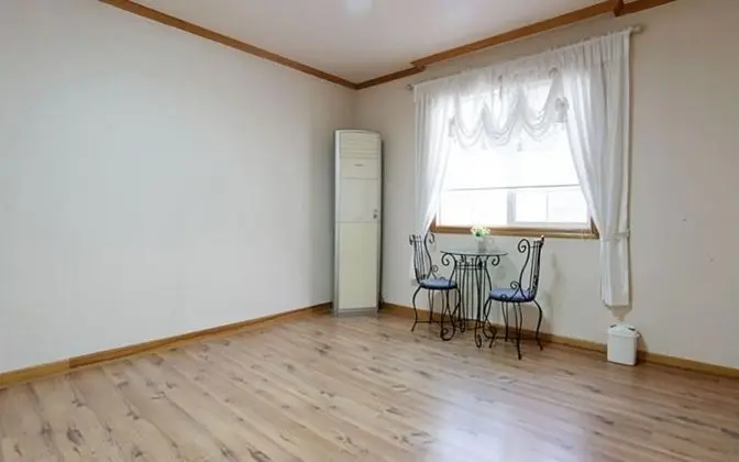 Oda (Grand Room (Unshared House Duplex))